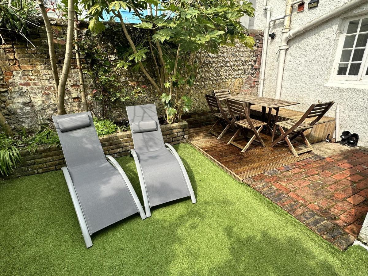 Amazing Apartment, Private Garden, Off Street Parking ブライトン エクステリア 写真