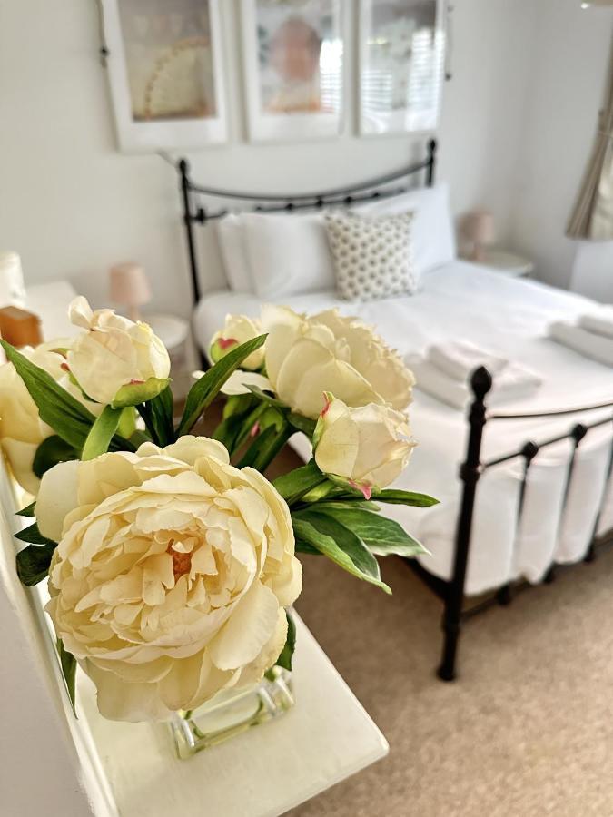 Amazing Apartment, Private Garden, Off Street Parking ブライトン エクステリア 写真